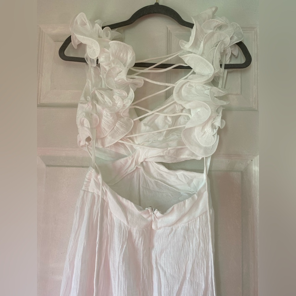 MADARA LACED BACK RUFFLE DRESS - Picture 6 of 9